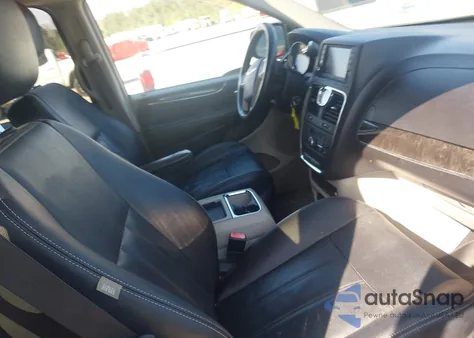 2014 Chrysler Town & Country Touring z USA, uszkodzony, nr VIN 2C4RC1BG4ER448043